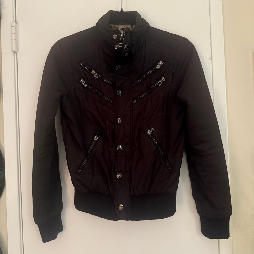 Forever 21 Black Bomber Jacket—Great for fall!